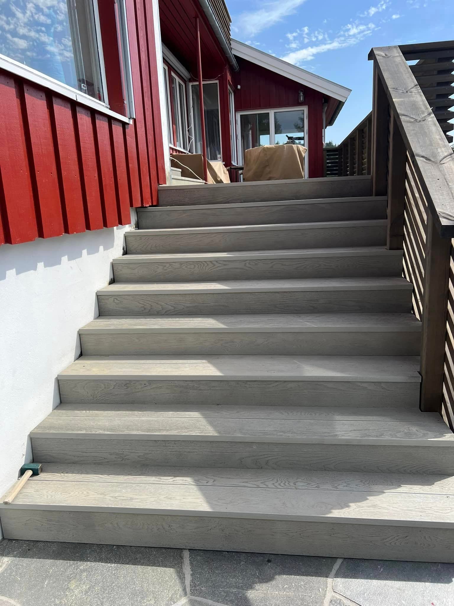 Tilbygg & Påbygg i Drammen: Bakgård med et tak - bilde 4